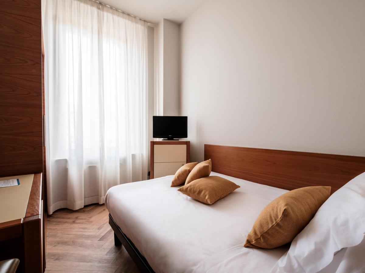 Hotel Lory Forli Exterior photo